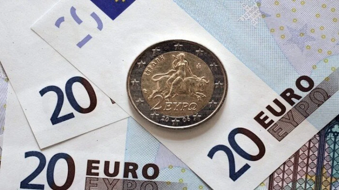 تحديثات الصرف.. تحركات سعر اليورو مقابل الجنيه في تعاملات الاثنين 19 يناير 2026